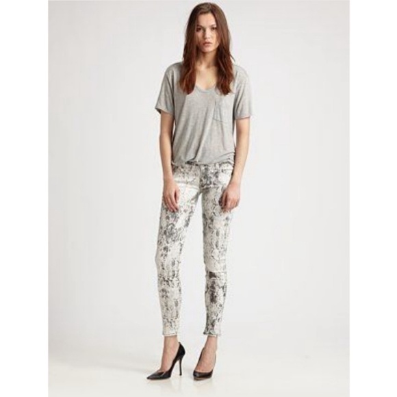 Elizabeth and James Deb Snake Print Jeans 26 - Picture 1 of 9